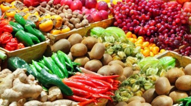 Brecha de precios: el consumidor pagó el triple de lo que recibió el productor de agroalimentos