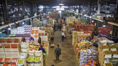 Desde el Mercado Central denuncian subas de frutas y verduras de más del 600%