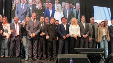 Intendentes presentarán amparo para "frenar el DNU": "Argentina no está en venta"