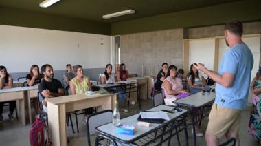 Comenzaron las inscripciones para las carreras del programa Puentes en 17 municipios