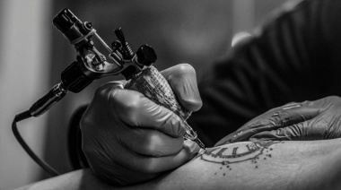 Tatuajes, autos clásicos y una peña: tres actividades culturales para disfrutar en la Provincia