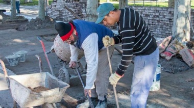 El Municipio de Além avanza con obras para evitar acumulación de agua