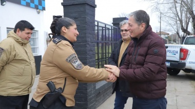 Gray recorrió la sede de la nueva fuerza especial de seguridad