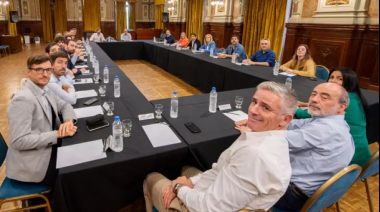 Cumbre de intendentes peronistas con Axel Kicillof