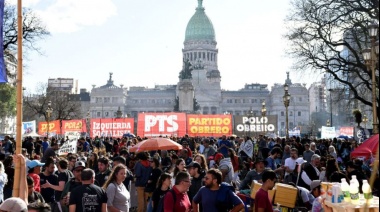 Una multitud marchó contra el veto de Milei y recibió el apoyo del arco político