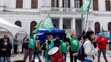 Conflicto municipal en Azul: un acuerdo que pone fin a la protesta