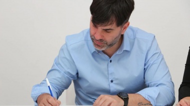 Castelli: El intendente anunció un aumento salarial del 10% para municipales