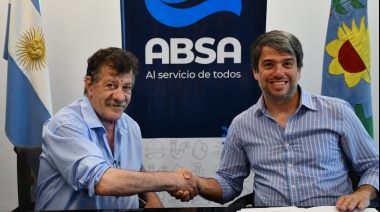 Agua potable: Barenghi firmó un convenio con ABSA para ampliar el servicio