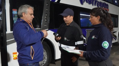 Controles de seguridad en viajes estudiantiles en Merlo