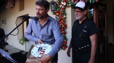 León Gieco recibió el galardón “Norberto Torres” en Exaltación de la Cruz