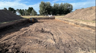 Avanza la construcción de la pileta de natación municipal en Roque Pérez