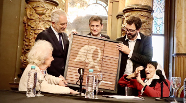 La Plata homenajeó a las Madres de Plaza de Mayo a 48 años de su lucha incansable