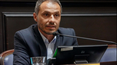 Proponen licencias de conducir sin vencimiento y gratuitas para mayores de 65