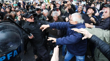 La CGT advirtió que "no permanecerá en silencio" ante el DNU que limita las huelgas