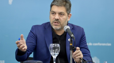 Bianco anunció nuevas licitaciones y denunció un “agroindustricidio” de Milei