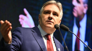 Llaryora anunció un aumento del 84% en las jubilaciones mínimas y un bono bimestral en Córdoba