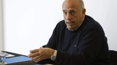 Andrés De Leo propone una alternativa política fuera de los extremos