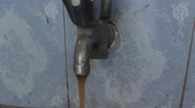 Algo huele mal y no es el agua: es la privatización