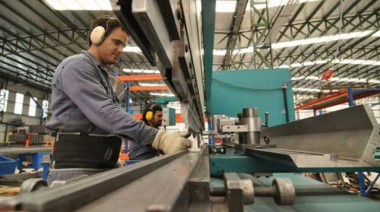 La UIA pidió a Nación medidas “urgentes” para sostener la producción y el empleo