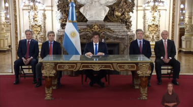 Milei blinda el equilibrio fiscal y desafía al Congreso: "Me van a tener que sacar con los pies para adelante"