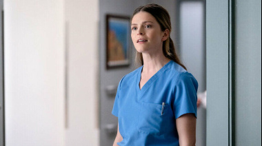 Compite con The Pitt y Grey´s Anatomy: la nueva miniserie de médicos que es furor en Disney+