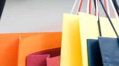 Día de la Madre 2025: las ventas minoristas cayeron 3,5% pese a descuentos y promociones