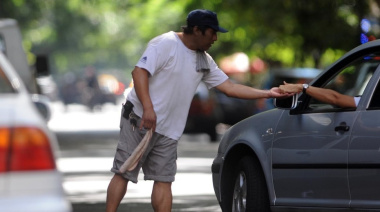 Moroni va por los trapitos de Lanús