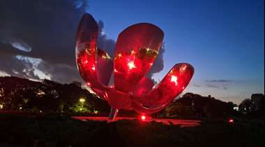 La Floralis Genérica volvió a brillar: una fiesta para la Ciudad