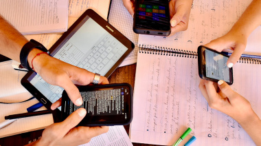 Celulares en la escuela: Diputados aprobó un proyecto para limitar su uso en el secundario