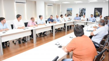 Katopodis e intendentes se reunieron por obras en la Autovía Provincial Ruta 6