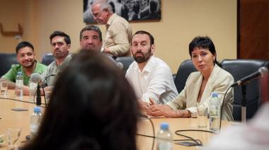 “Los trabajadores no son el enemigo”: Mayra Mendoza llama a movilizarse