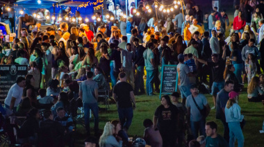 La Expo Fiesta 80's reunió a miles en Las Flores