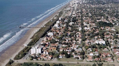 Agua más cálida y transparente en la Costa Atlántica: cómo se explica el fenómeno que durará todo el verano