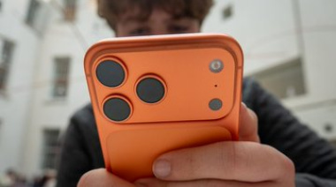 Buscan prohibir redes sociales a menores de 13 años