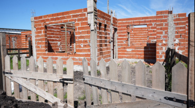 Kicillof suspende el cobro de cuotas del Programa Buenos Aires CREA