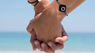 Pulseras de la Distancia: cómo funciona el accesorio viral entre los famosos