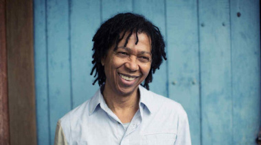 Djavan regresa a la Argentina para celebrar sus 50 años con la música: cómo y dónde comprar las entradas