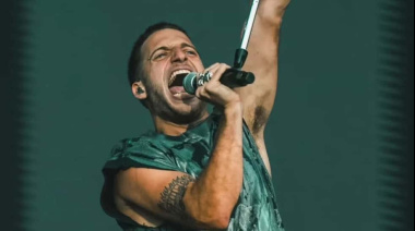 Wos anunció la “Gira Bonaerense ‘26” y se prepara para llevar su música siete escenarios