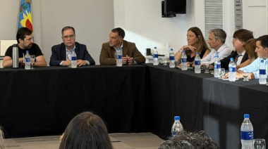 Arata impulsa la creación de un Hospital Municipal en Junín