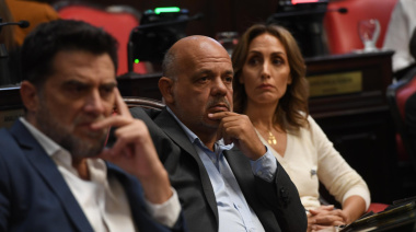 "El oficialismo defiende su viejo sistema de privilegios": la lucha por la BUP en la PBA