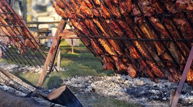 La Fiesta de la Carne de Cerdo se lució en Roque Pérez con música, tradición y sabor local
