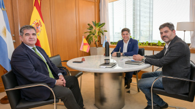 Kicillof viajó a España en busca de financiamiento y nuevas inversiones