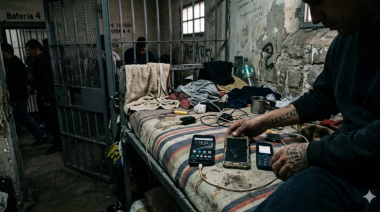 Bloquearán celulares en cárceles federales para impedir delitos desde los penales