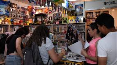Qué ver en la Feria del Libro durante el fin de semana largo del 1 al 3 de mayo: Ciencia Ficción, Historia y Borges
