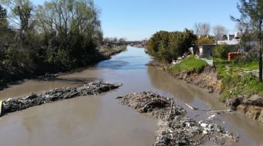 Embargo millonario y contaminación sin freno: piden explicaciones a Kicillof por el saneamiento del Arroyo El Gato