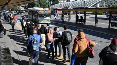 El ajuste también se paga con la SUBE