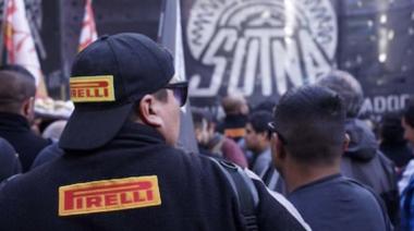 Pirelli paraliza su planta de Merlo y recorta la actividad de casi 650 trabajadores