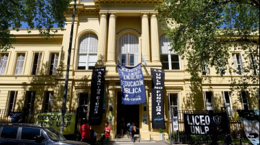 Colegios de la UNLP pidieron a la Corte que se aplique la Ley de Financiamiento Universitario  