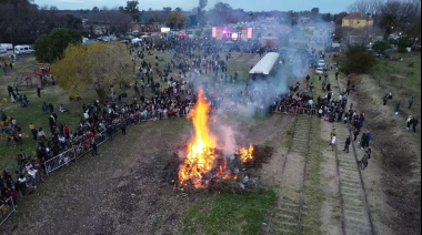 Carlos Keen celebra la Fiesta del Sol con ritual del Inti Raymi y fogata de los deseos