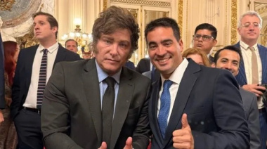 Ravier asume como vocero de Milei y arranca la transición con el equipo de Adorni